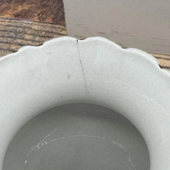 Antique Vase K.T.&K. Co. Semi Vitreous Porcelain Vase Toothbrush Holder - Picture 5 of 7